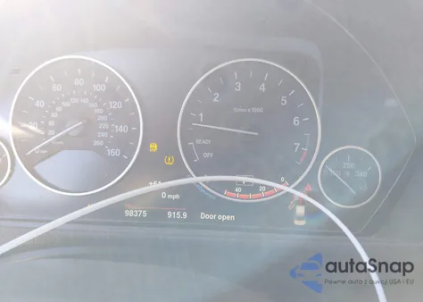 2018 BMW 320I z USA, uszkodzony, nr VIN WBA8E1G52JNU92530